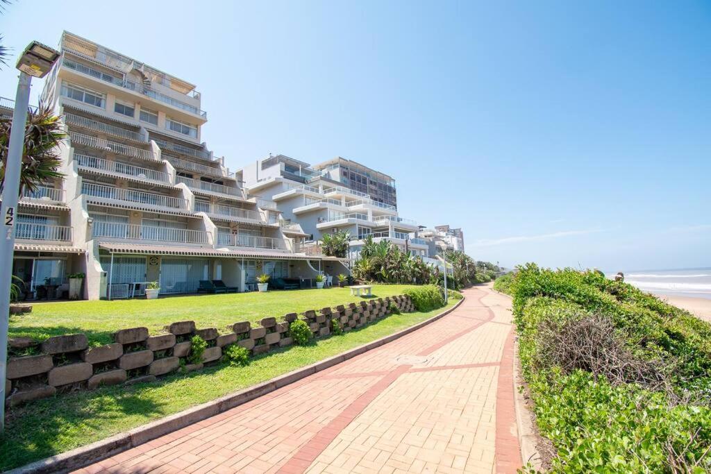 25 Bronze Bay Umhlanga Rocks Leilighet Durban Eksteriør bilde